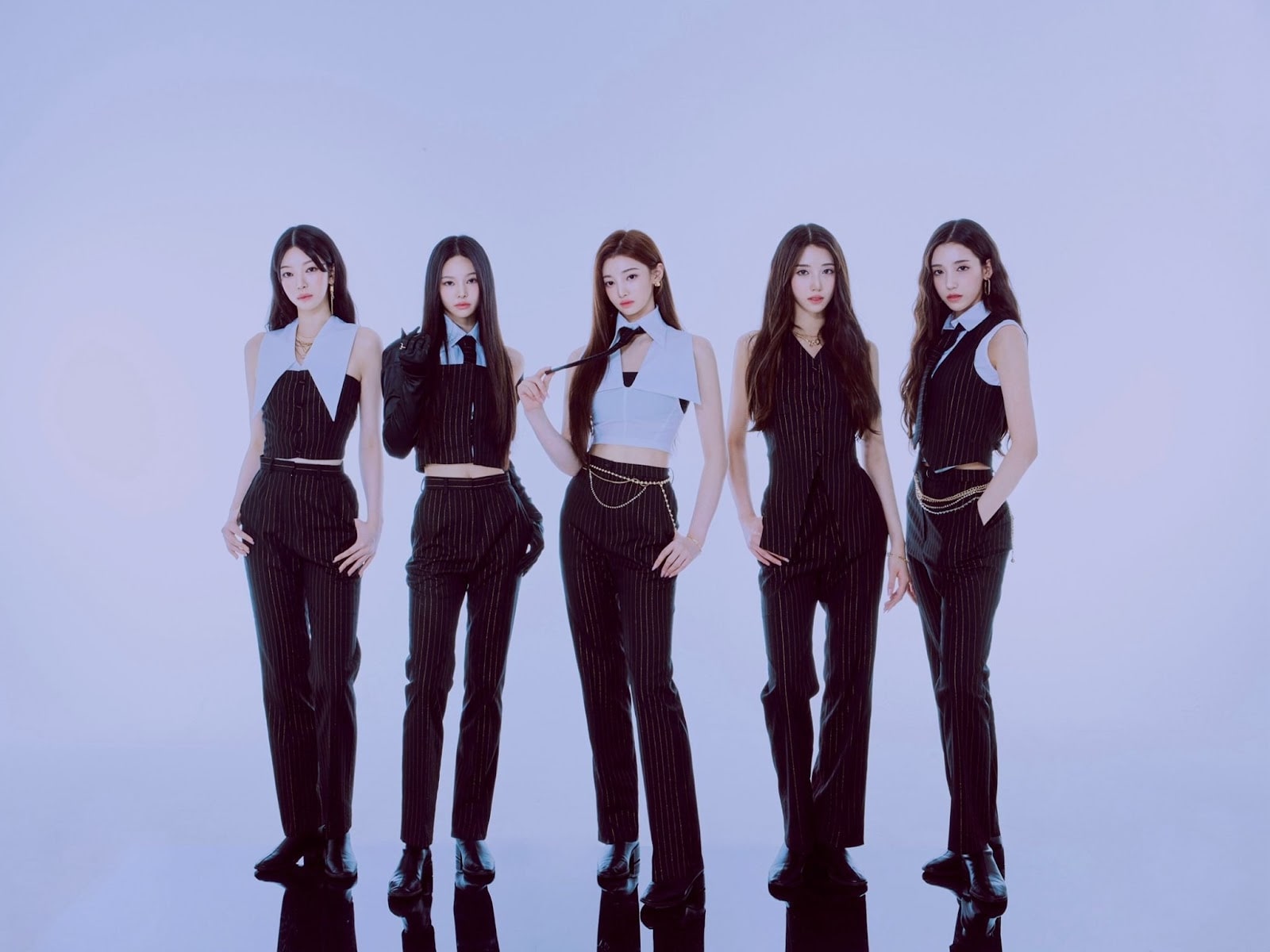 Song Rising Girl Rising Girl Group, A2O MAY Scores First Major Chart Milestone