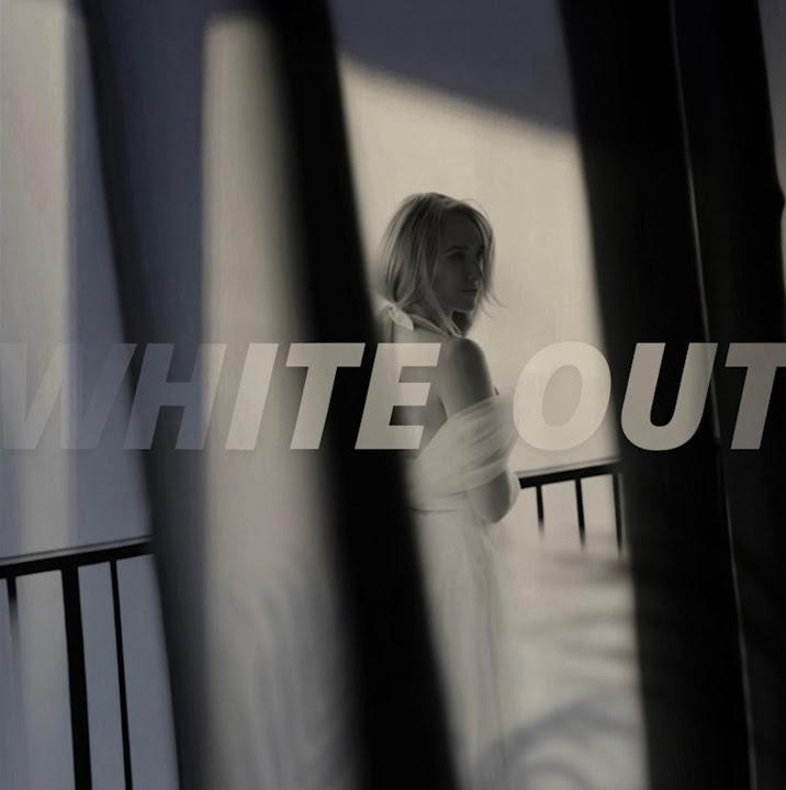 Lindsay Boven - WHITEOUT