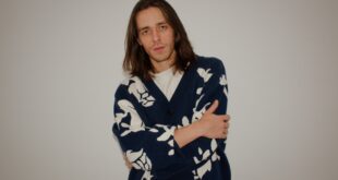 INTERVIEW: LA pop singer-songwriter Carter Vogel