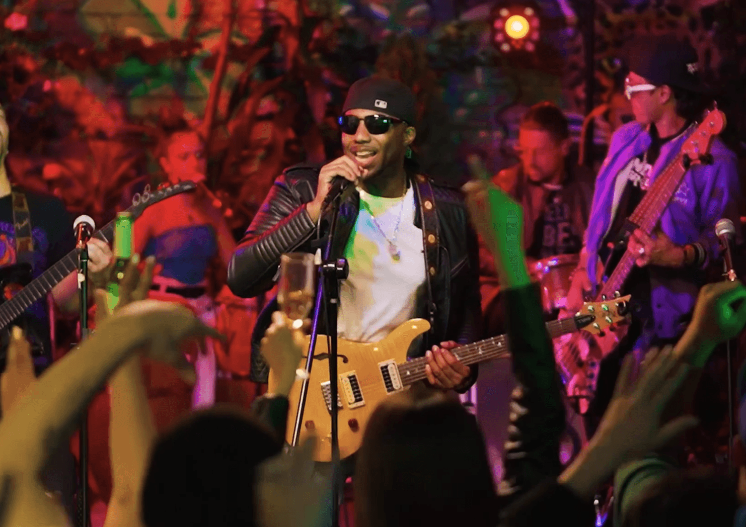 Un Amor Perfecto: Javi Carabalí Brings Real Romance Back to the Game