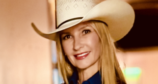 INTERVIEW | Rebekah Snyder opens up about single “The Fiddler Player Stays”