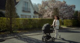 Travelling With a Baby: A 3 in 1 Travel System Guide